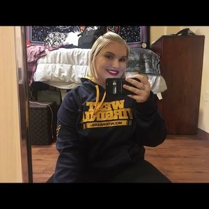 Meet your Posher, Kris